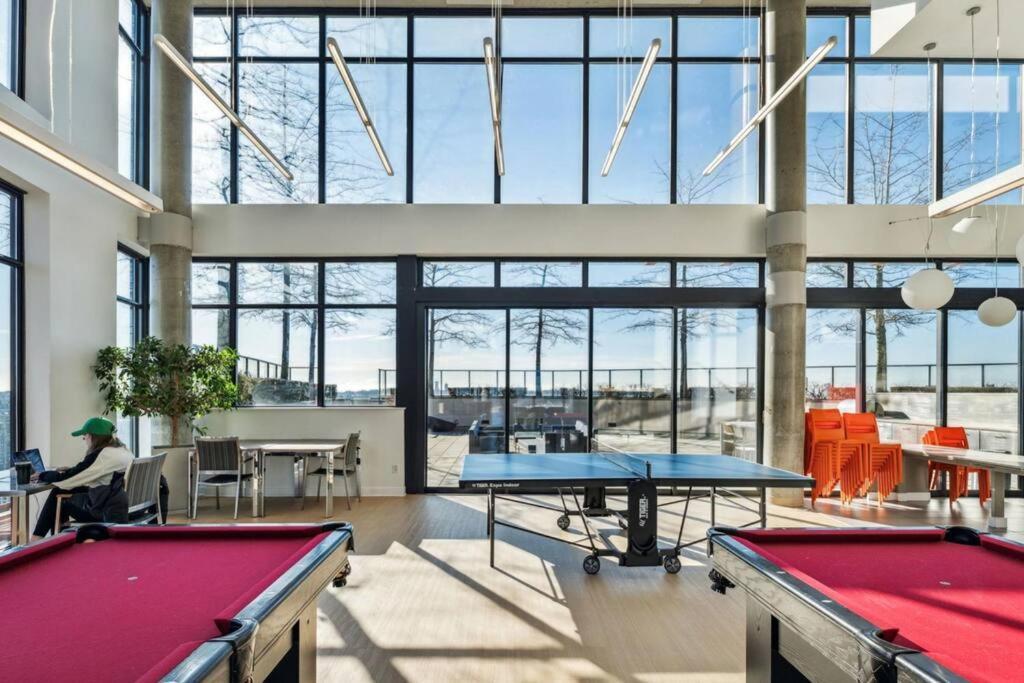 Central Luxury Apartment With Best City Views! Ванкувер Экстерьер фото